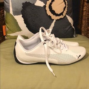 Men’s Puma sneakers.